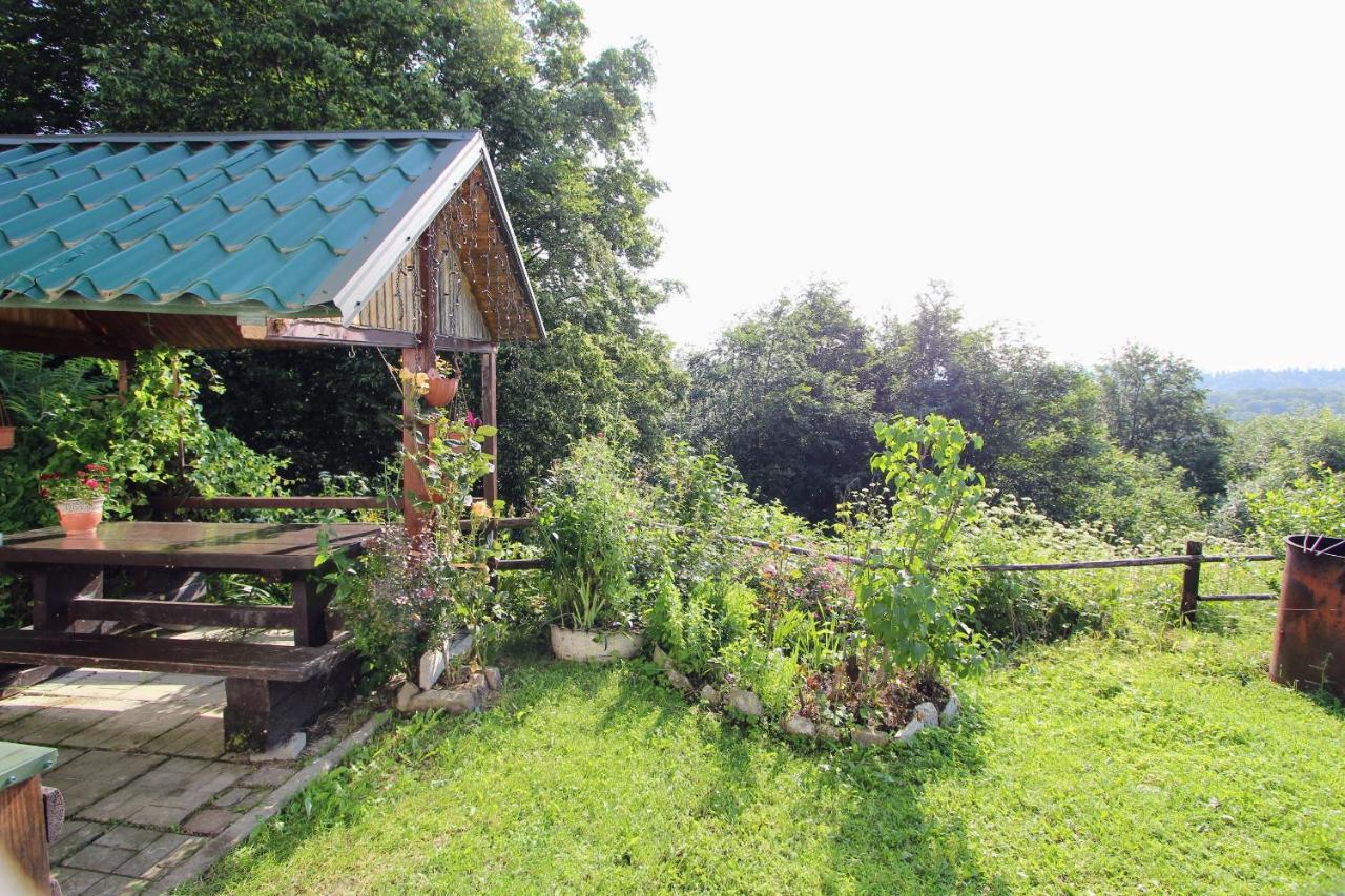 Котедж "Гірський Затишок" Yaremche Exterior foto